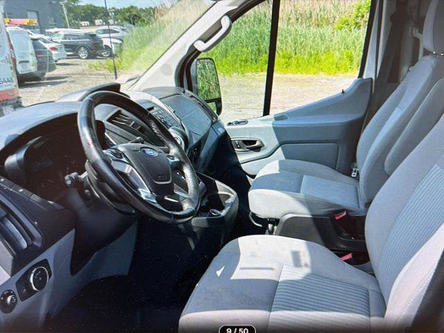 Certified 2018 Ford Transit 250 130 Low Roof RWD image 9