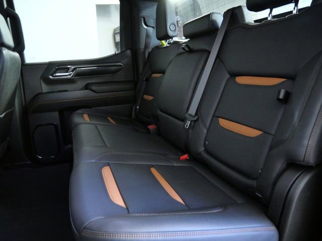 Used 2024 GMC Sierra 1500 AT4 w/ Technology Package image 17