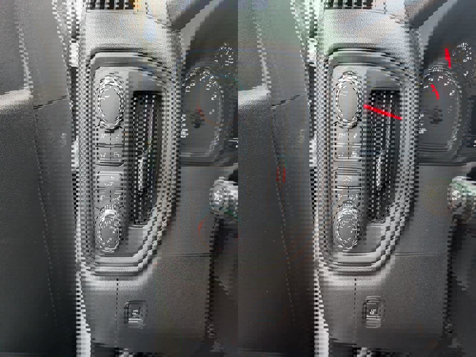 Used 2022 GMC Sierra 1500 Pro w/ Pro Value Package image 11