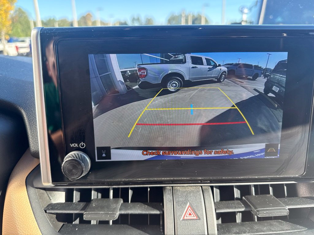 Used 2024 Toyota RAV4 LE FWD image 19
