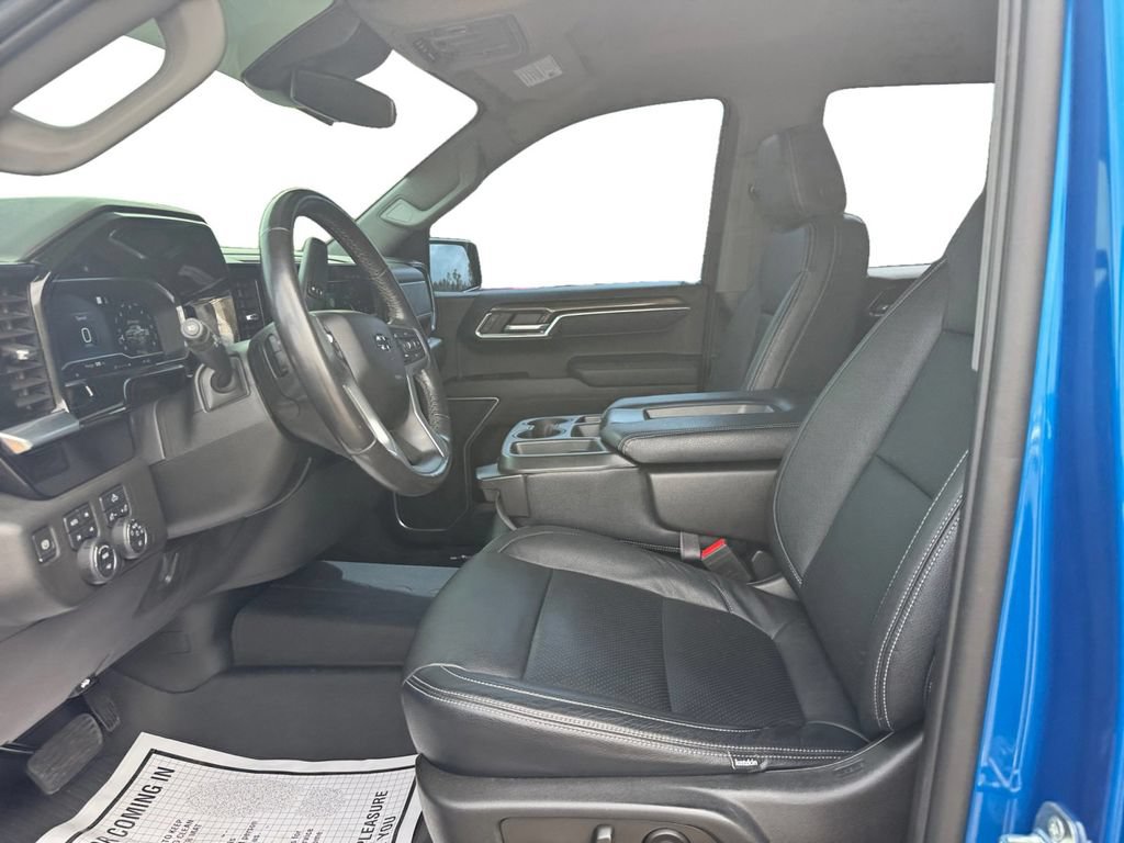Used 2022 Chevrolet Silverado 1500 RST AWD/4WD image 11