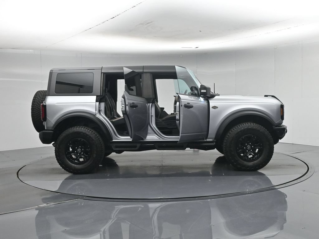 Certified 2023 Ford Bronco Wildtrak AWD/4WD image 5