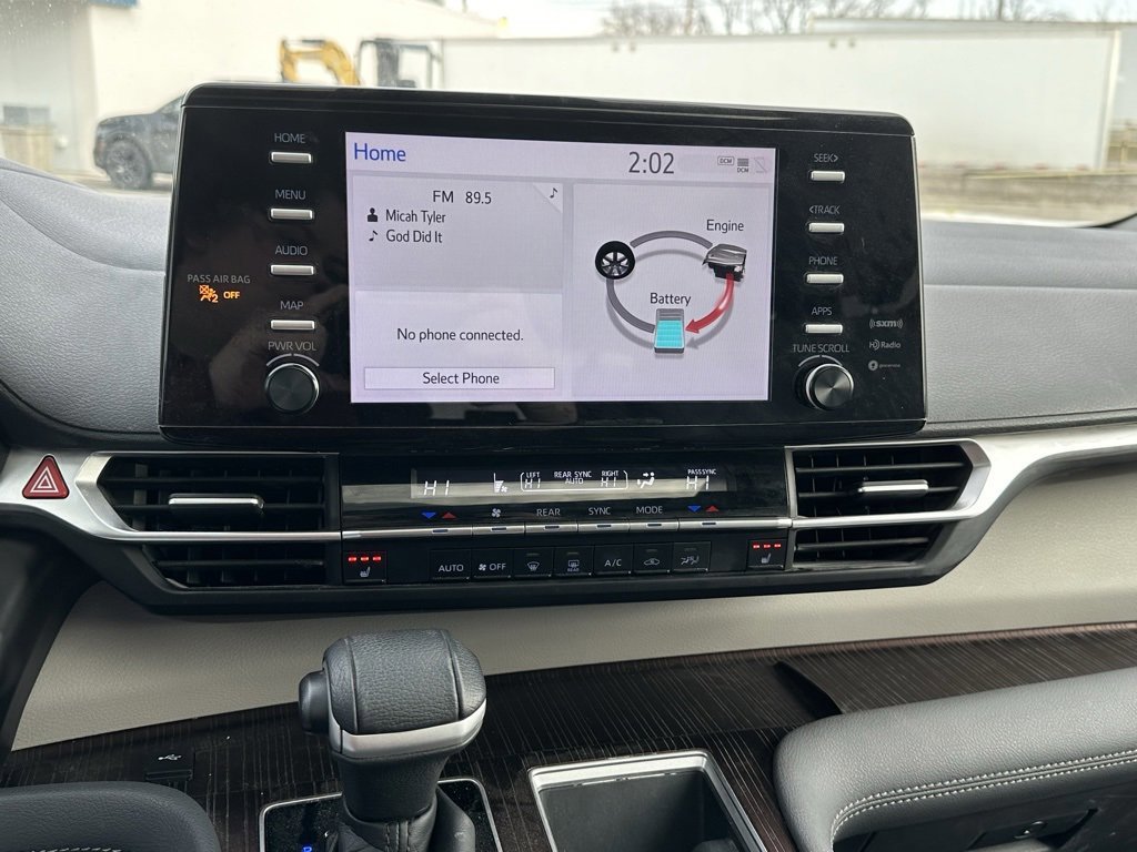 Used 2021 Toyota Sienna XLE image 30