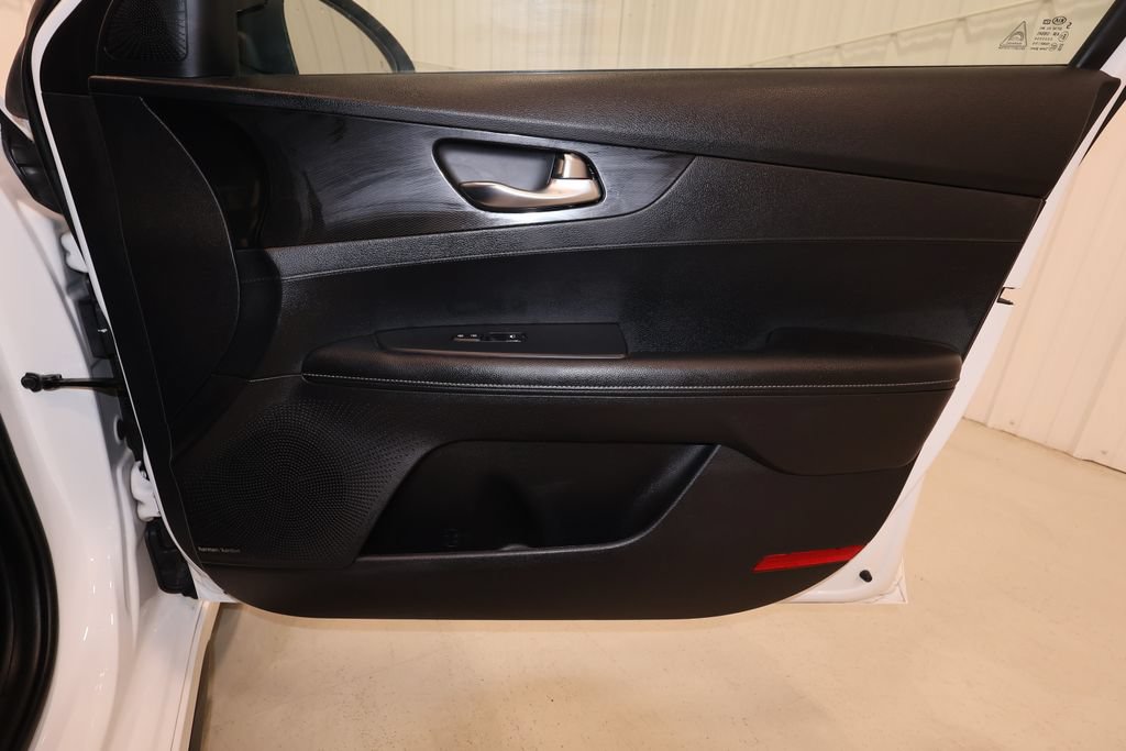 Used 2021 Kia Forte GT-Line w/ GT-Line Premium Package FWD image 19