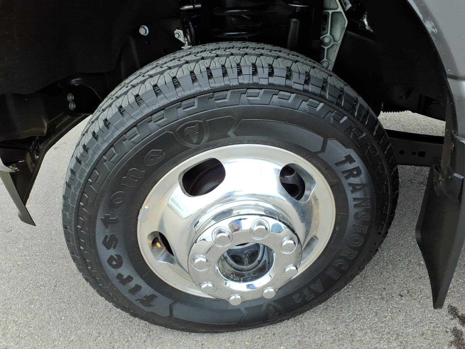 Certified 2024 Ford F350 Lariat w/ Lariat Ultimate Package image 9