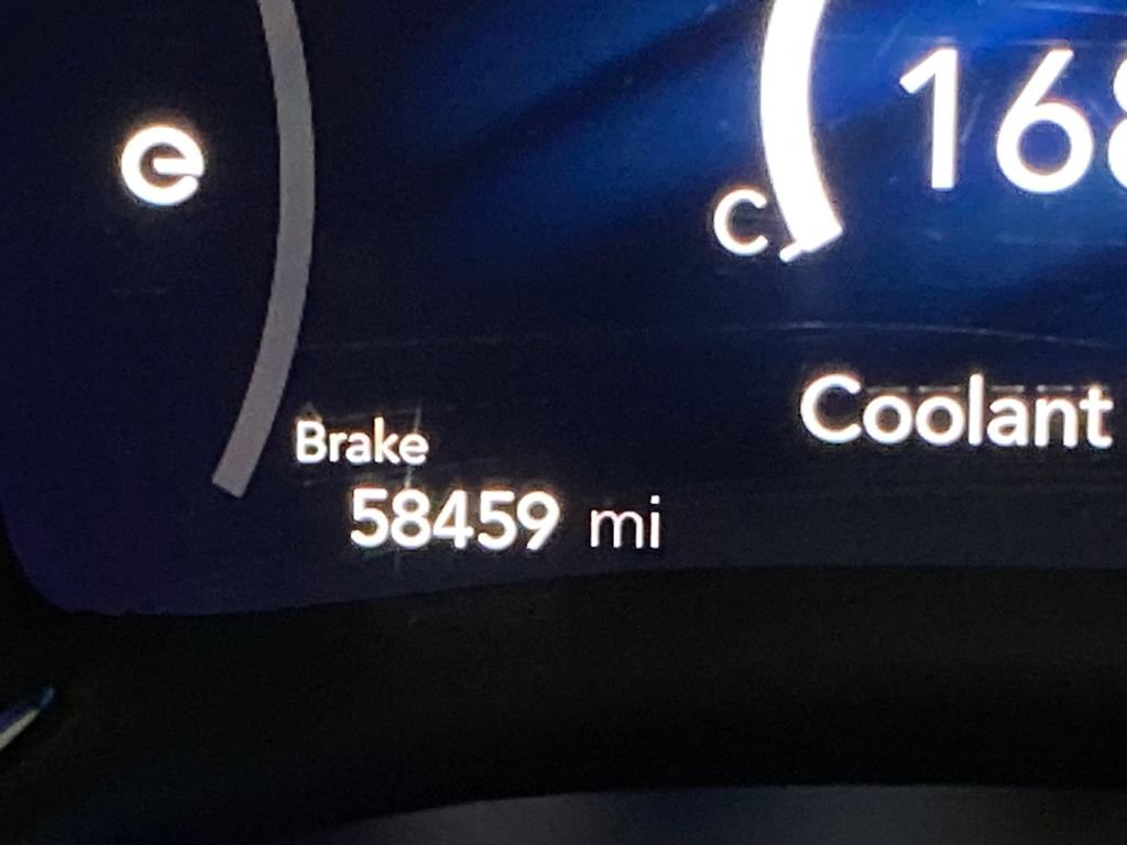 Used 2023 Chrysler Pacifica Touring-L image 23