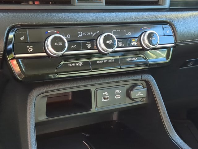 Used 2025 Honda Pilot EX-L image 24