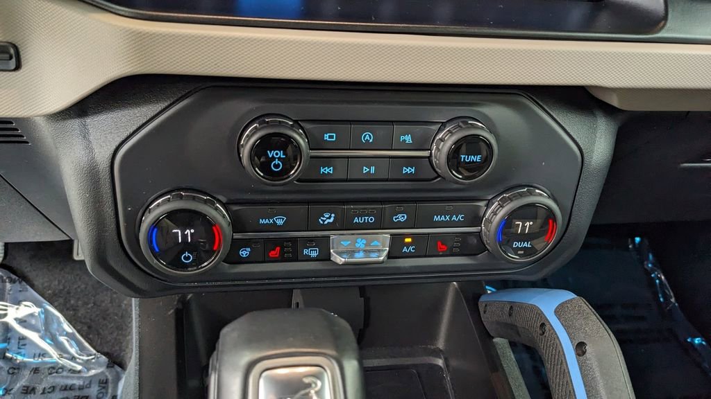 Certified 2023 Ford Bronco Wildtrak AWD/4WD image 29