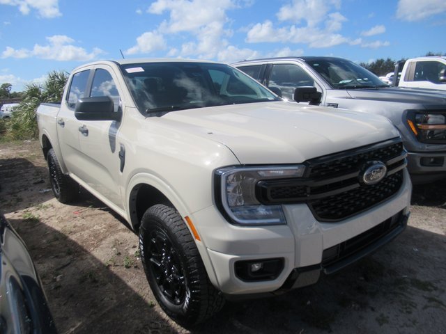 Certified 2025 Ford Ranger XLT w/ Black Appearance Package image 3