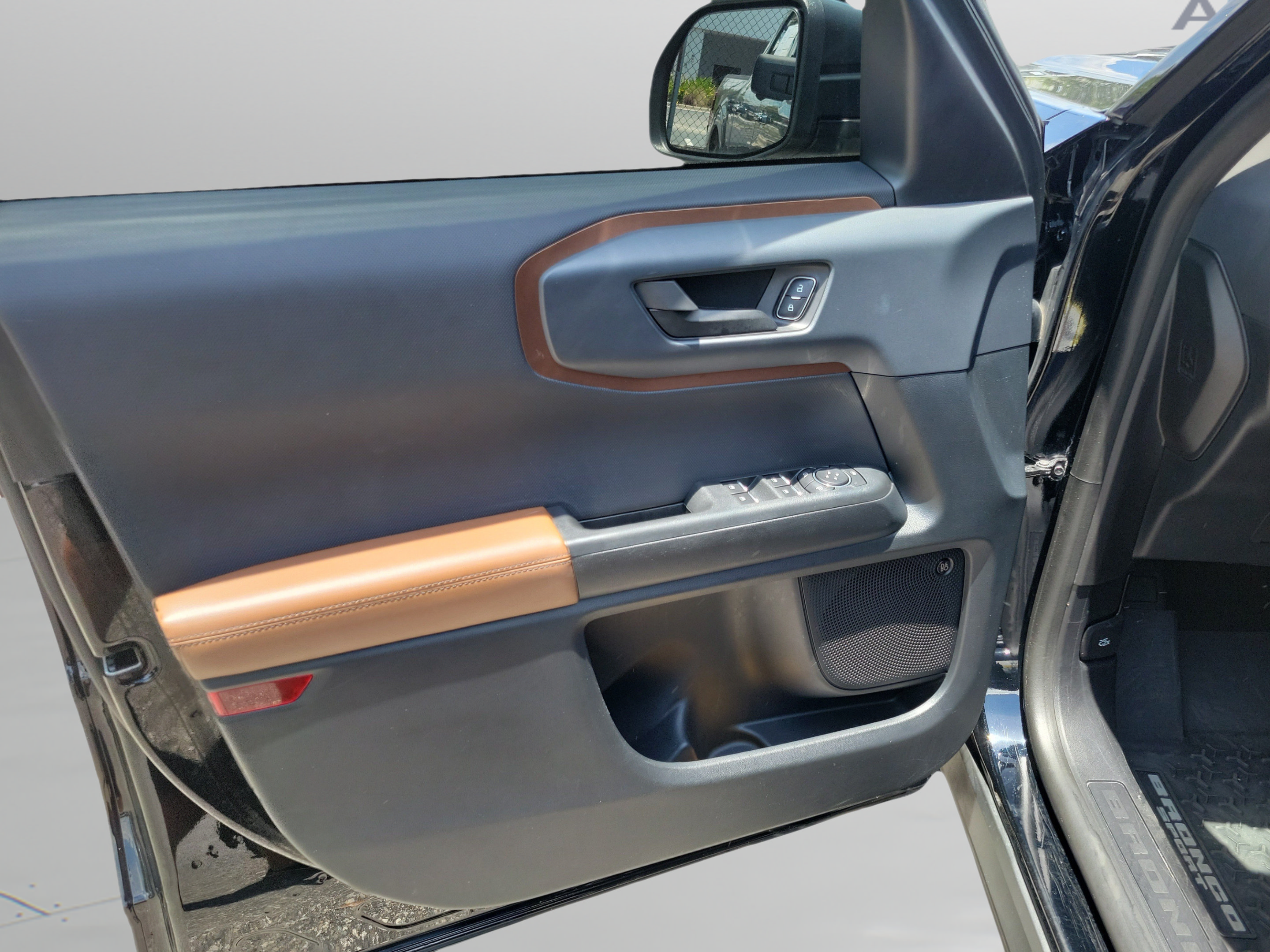 Certified 2021 Ford Bronco Sport Outer Banks w/ Outer Banks Package (96D) AWD/4WD image 14