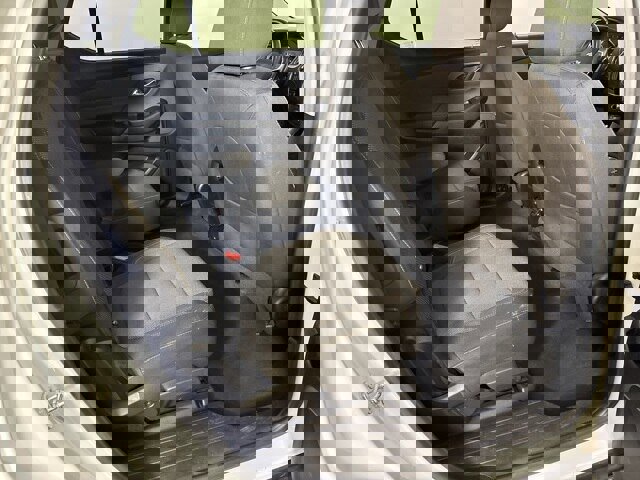 Used 2018 Chevrolet Traverse LT image 24