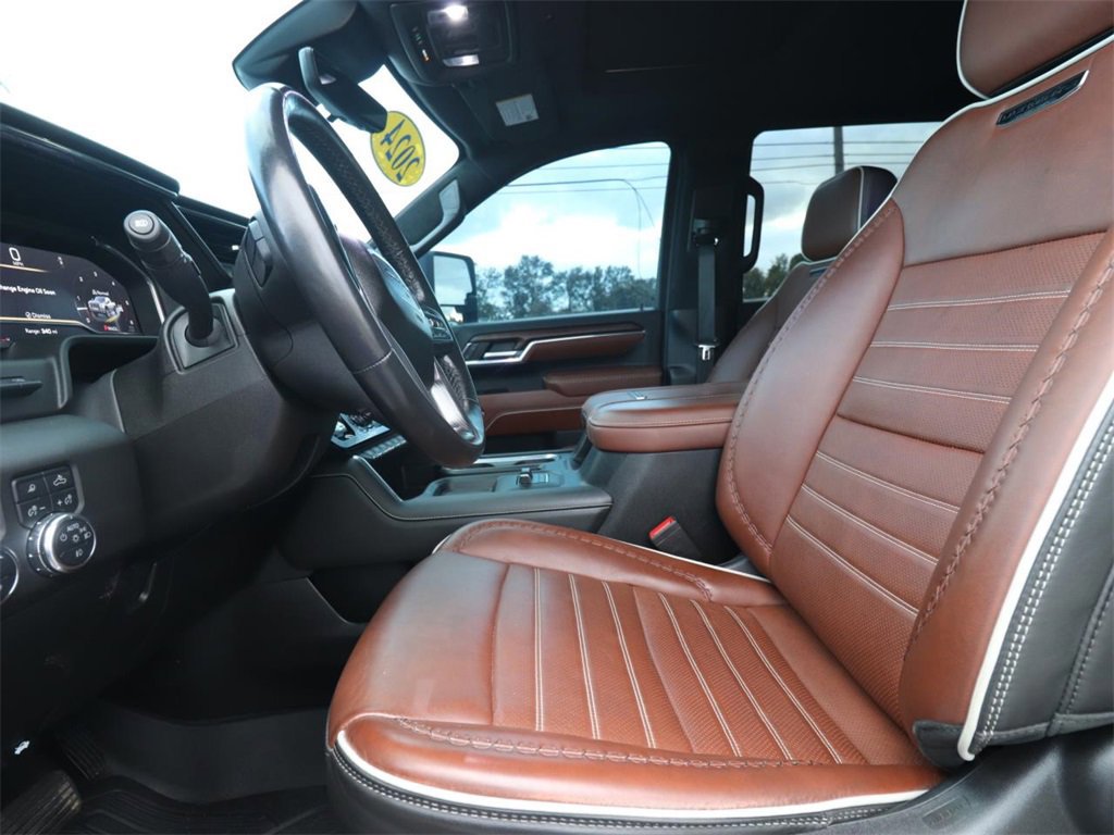 Used 2024 GMC Sierra 3500 Denali Ultimate image 8
