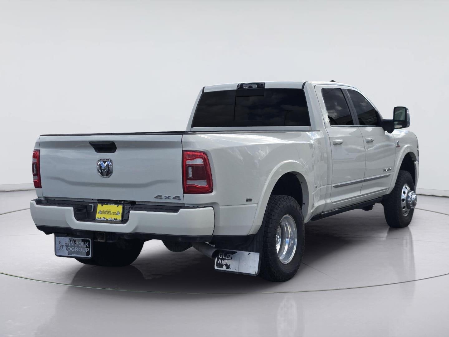 Used 2024 RAM 3500 Limited AWD/4WD image 8