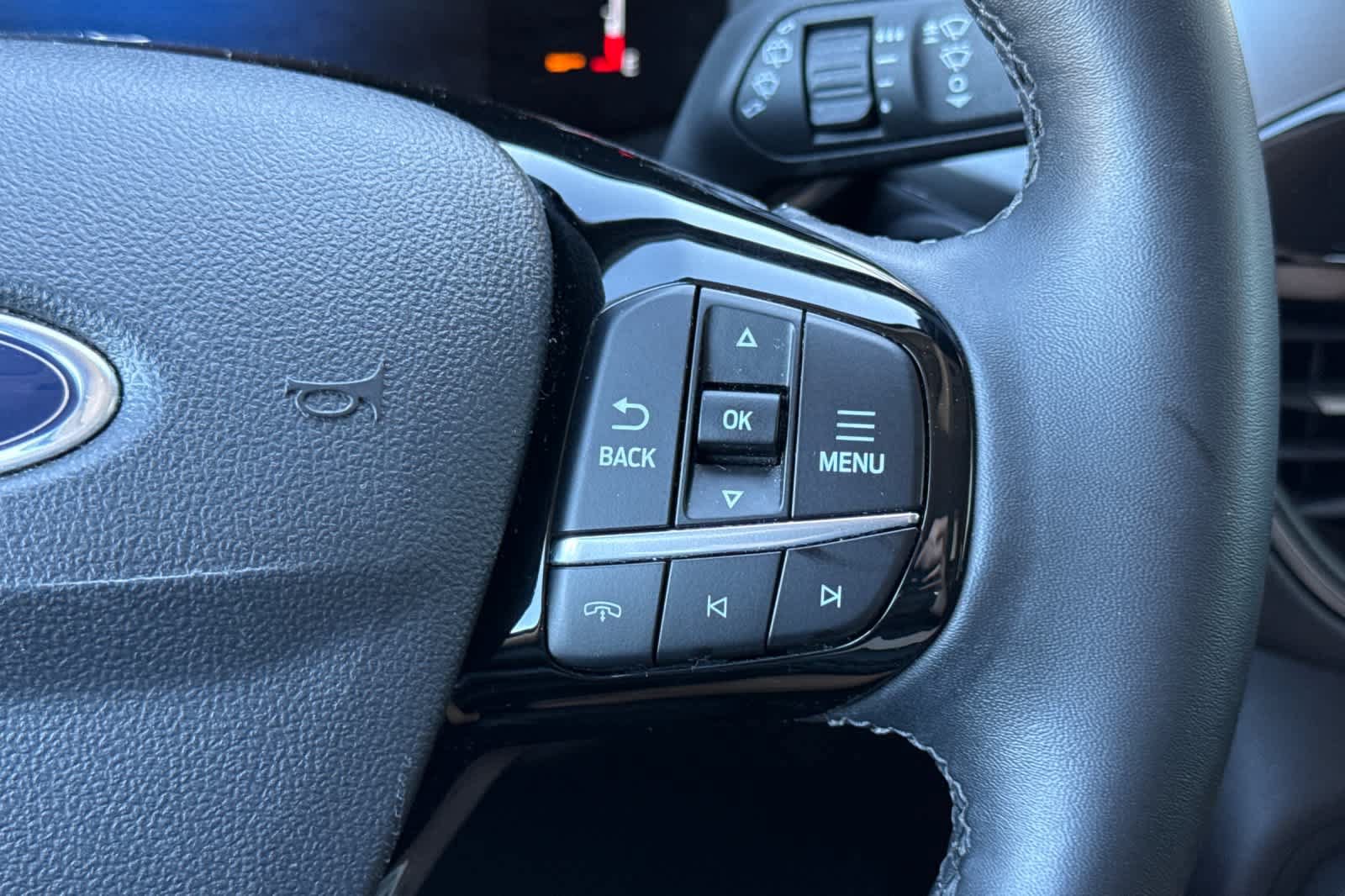 Certified 2024 Ford Escape Active AWD/4WD image 27