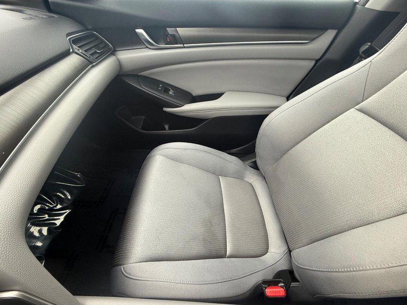 Used 2018 Honda Accord LX image 23