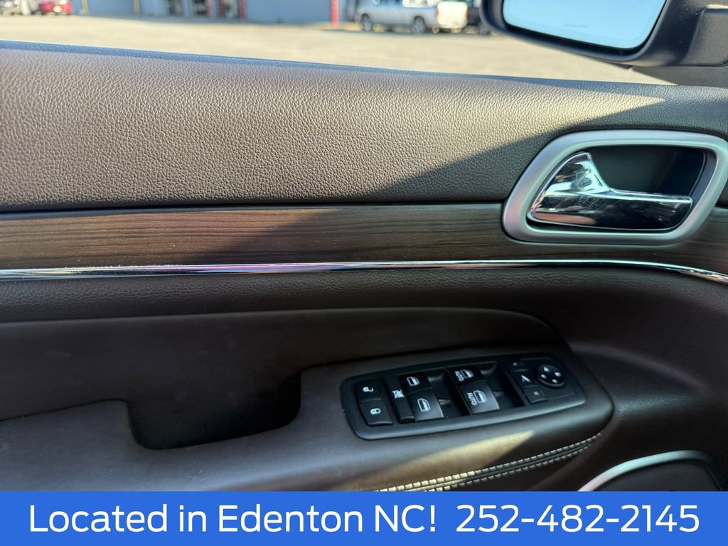 Used 2018 Jeep Grand Cherokee Overland AWD/4WD image 20