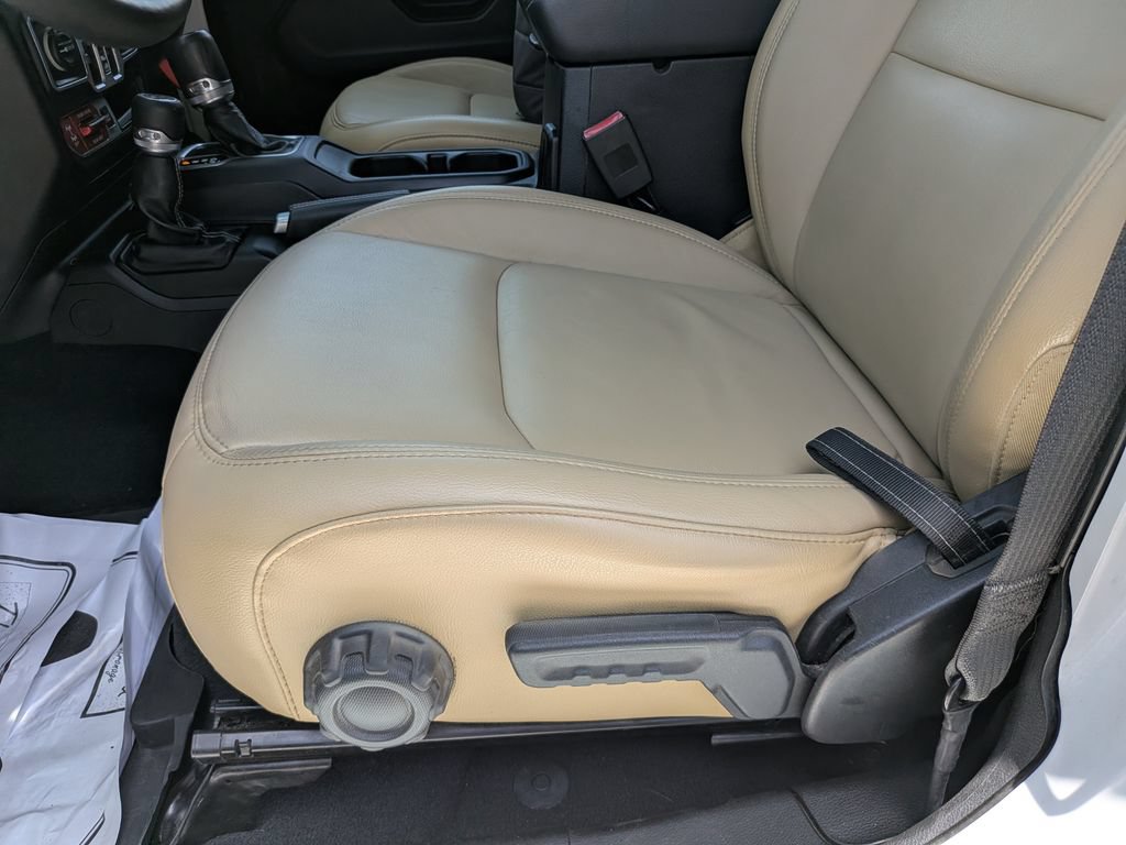 Used 2018 Jeep Wrangler Unlimited Rubicon AWD/4WD image 22