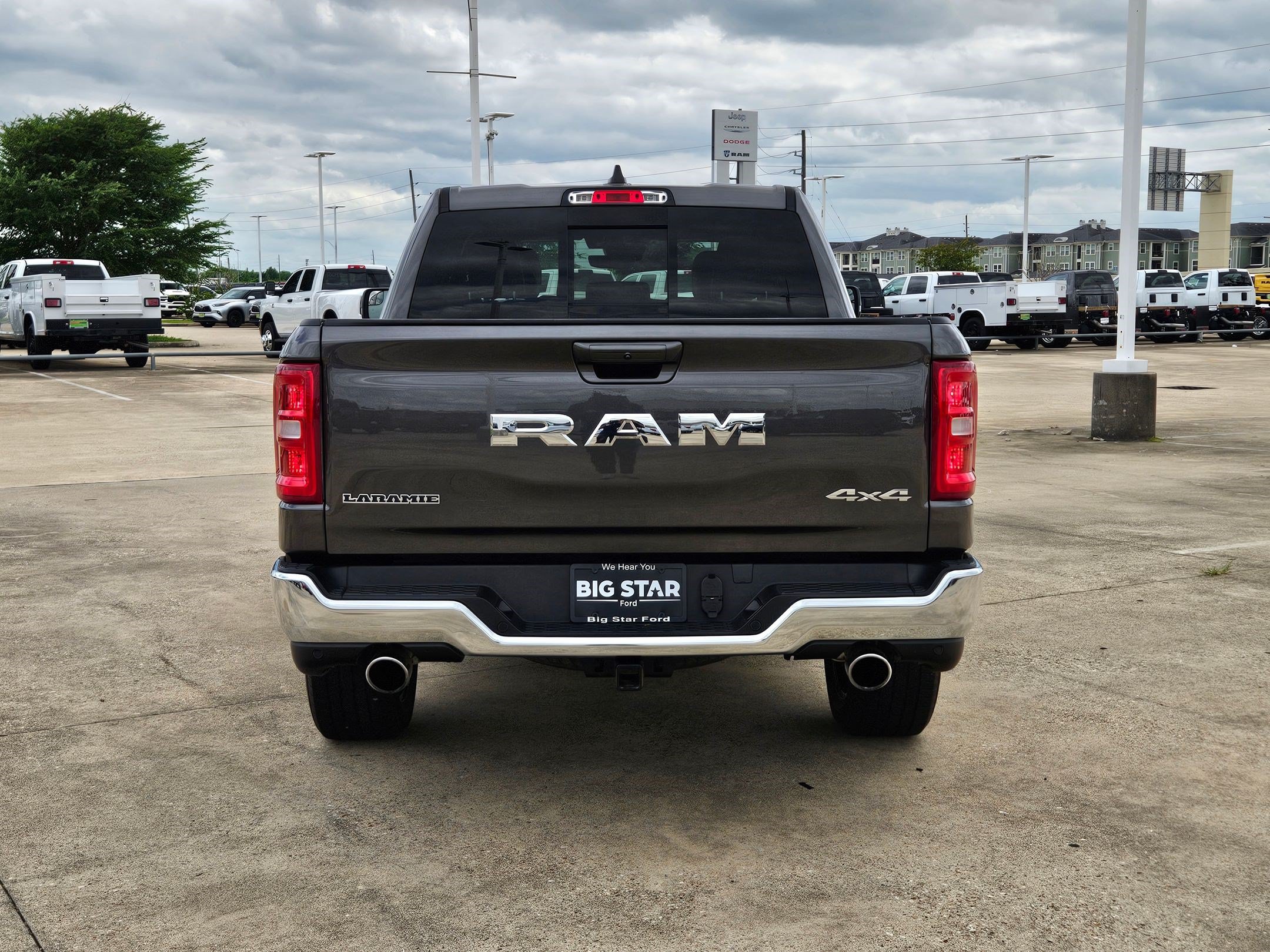 Used 2026 RAM 1500 Laramie AWD/4WD image 6