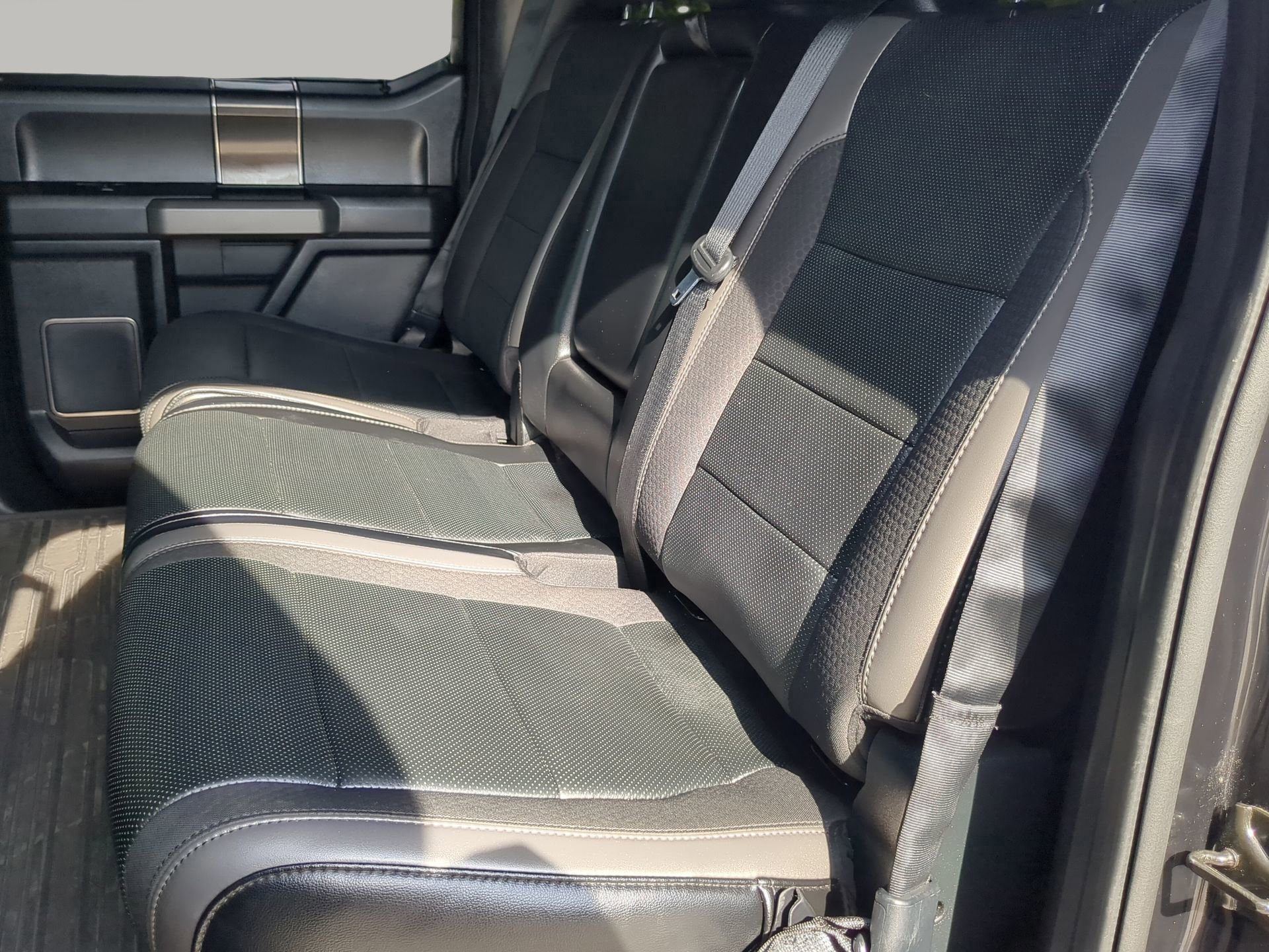 Certified 2020 Ford F150 Raptor w/ Equipment Group 802A Luxury image 46