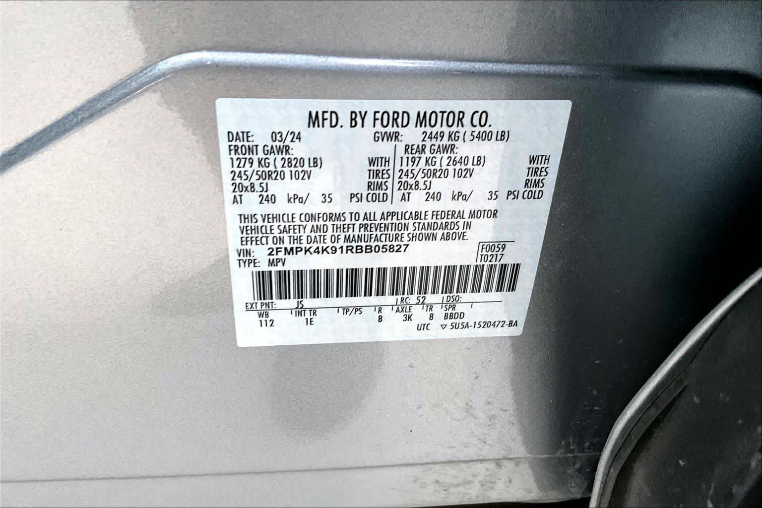 Certified 2024 Ford Edge Titanium w/ Titanium Elite Package AWD/4WD image 35