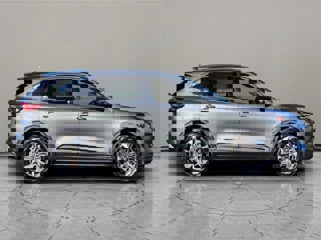 Certified 2023 Ford Escape Platinum image 13