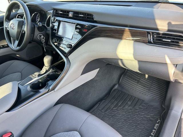 Used 2020 Toyota Camry LE FWD image 21