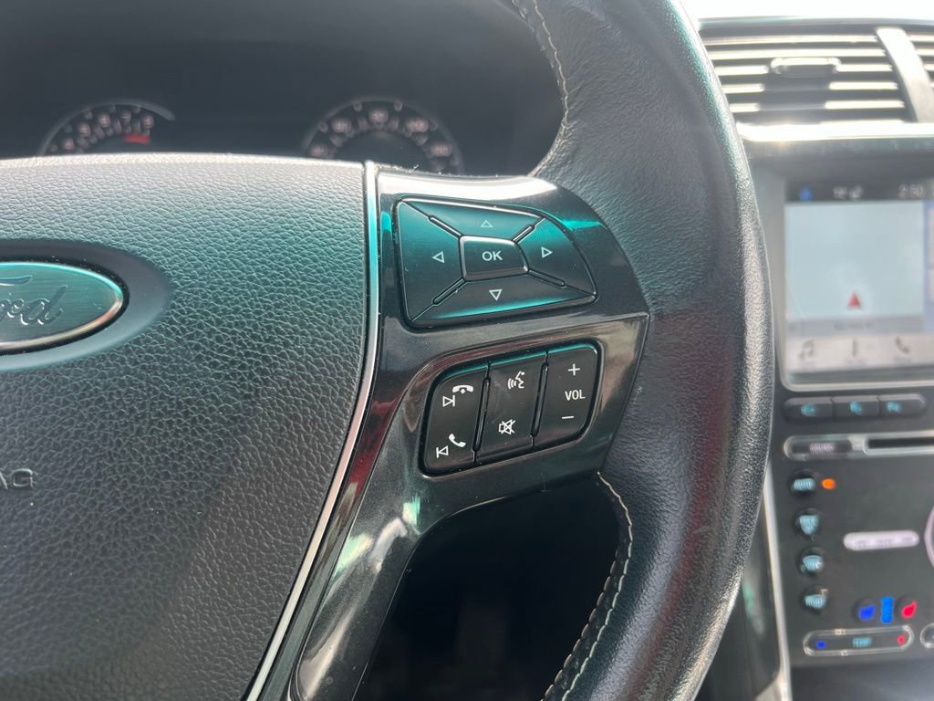Certified 2017 Ford Explorer Platinum image 12