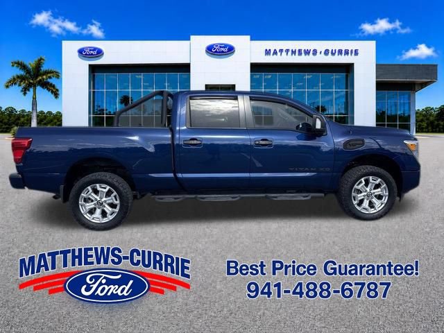 Used 2021 Nissan Titan SV w/ SV Convenience Package AWD/4WD image 3