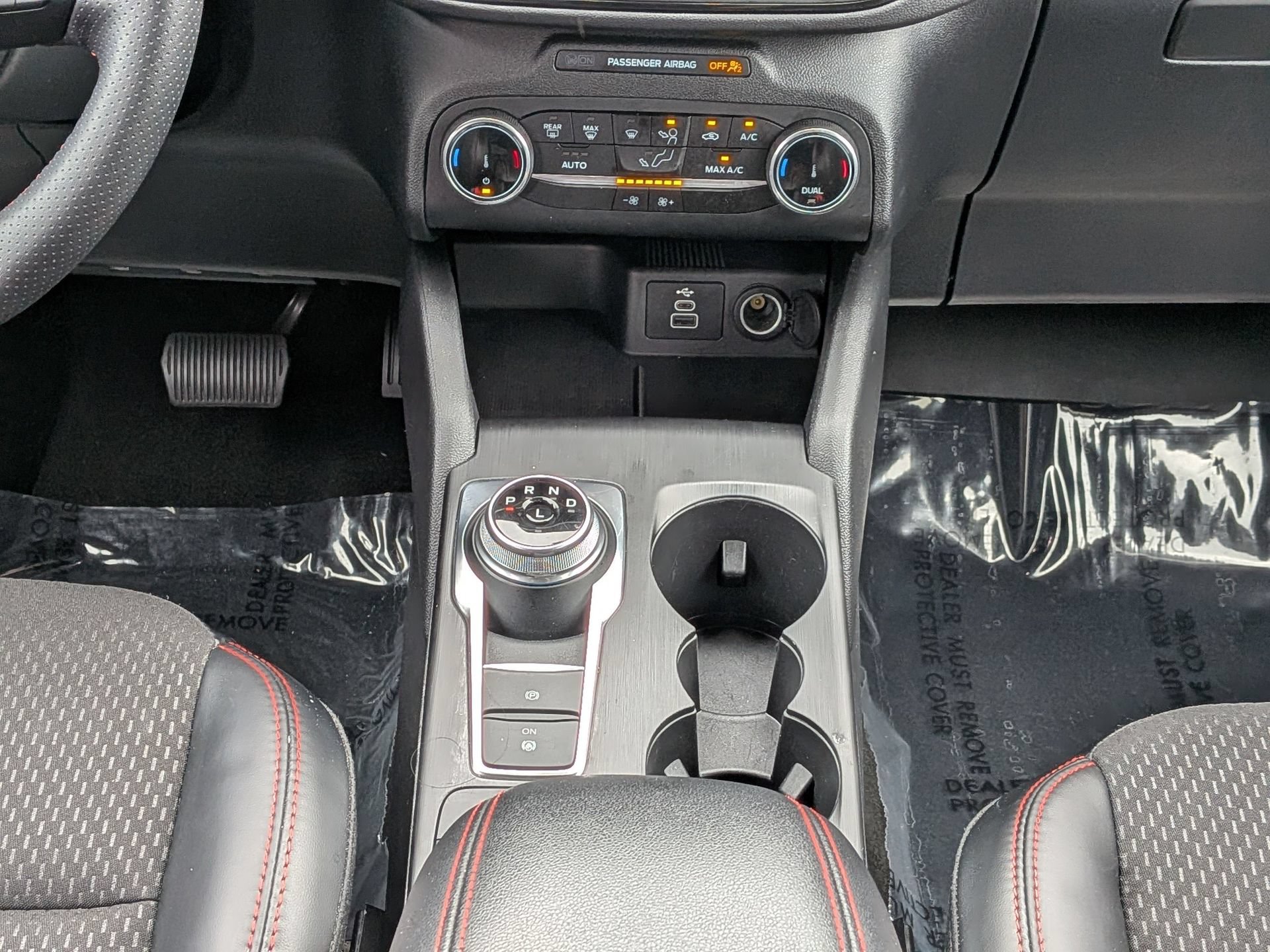 Certified 2025 Ford Escape ST-Line FWD image 21