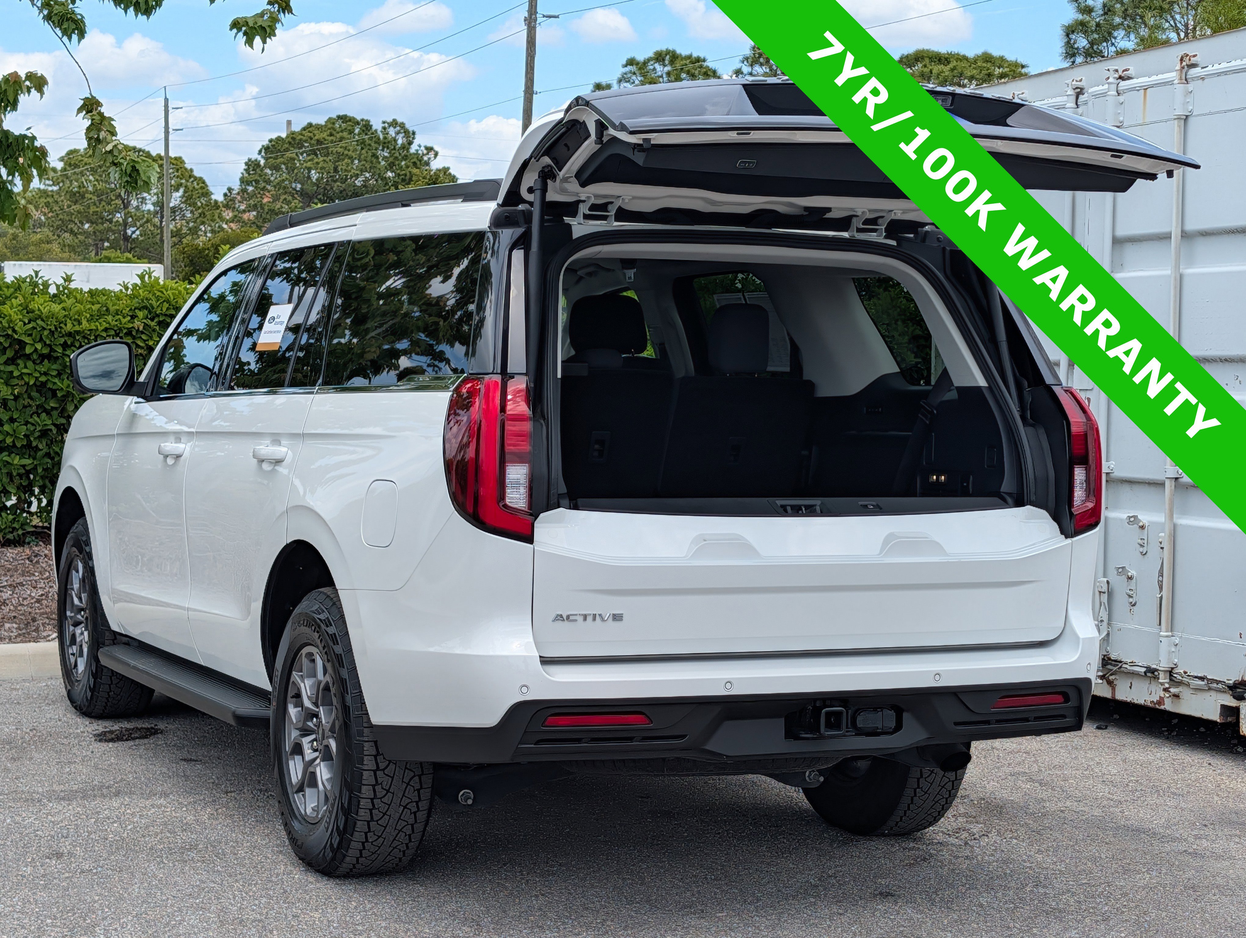 Certified 2025 Ford Expedition Active RWD image 13