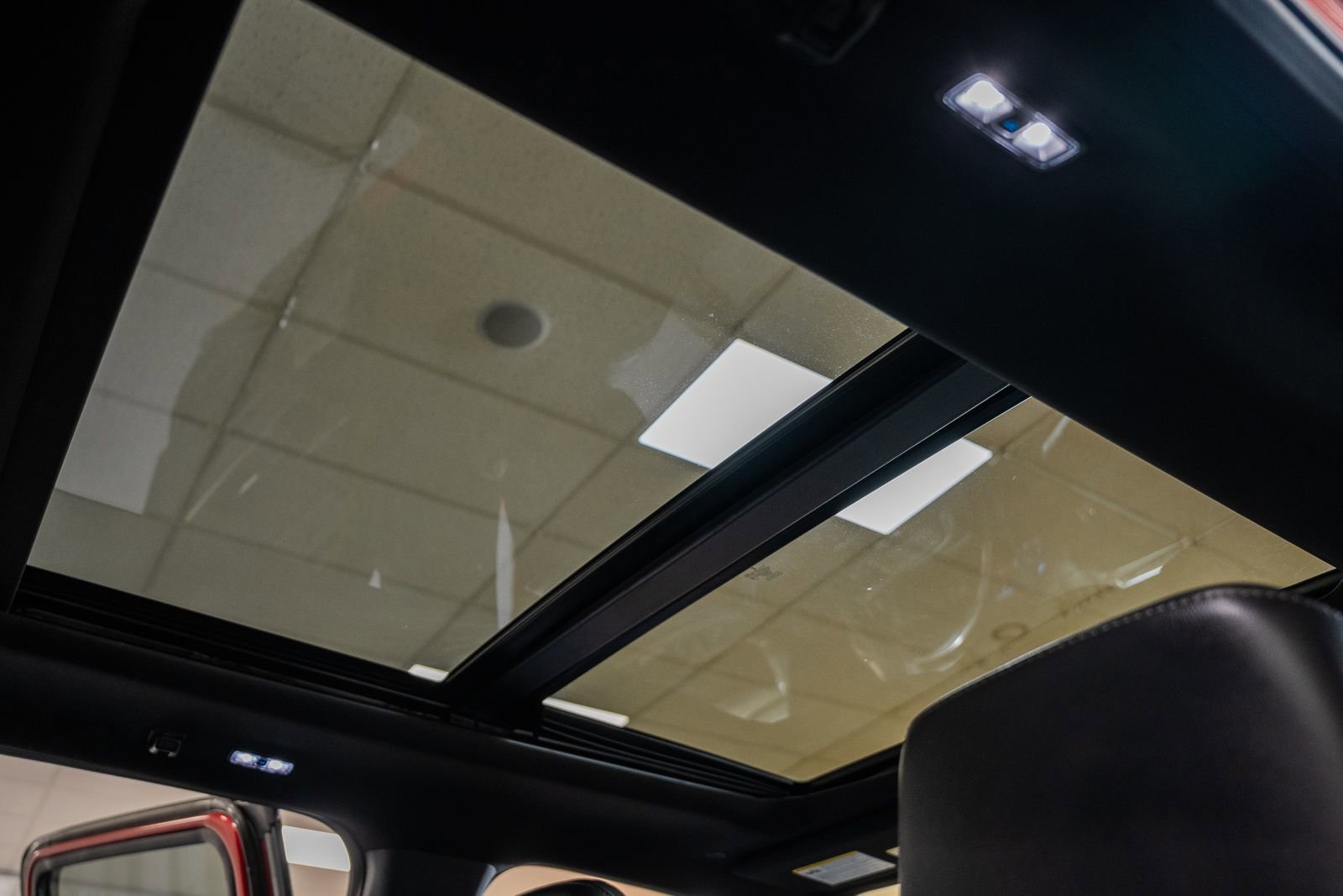 Certified 2023 Ford F150 Lariat w/ Equipment Group 502A High image 44