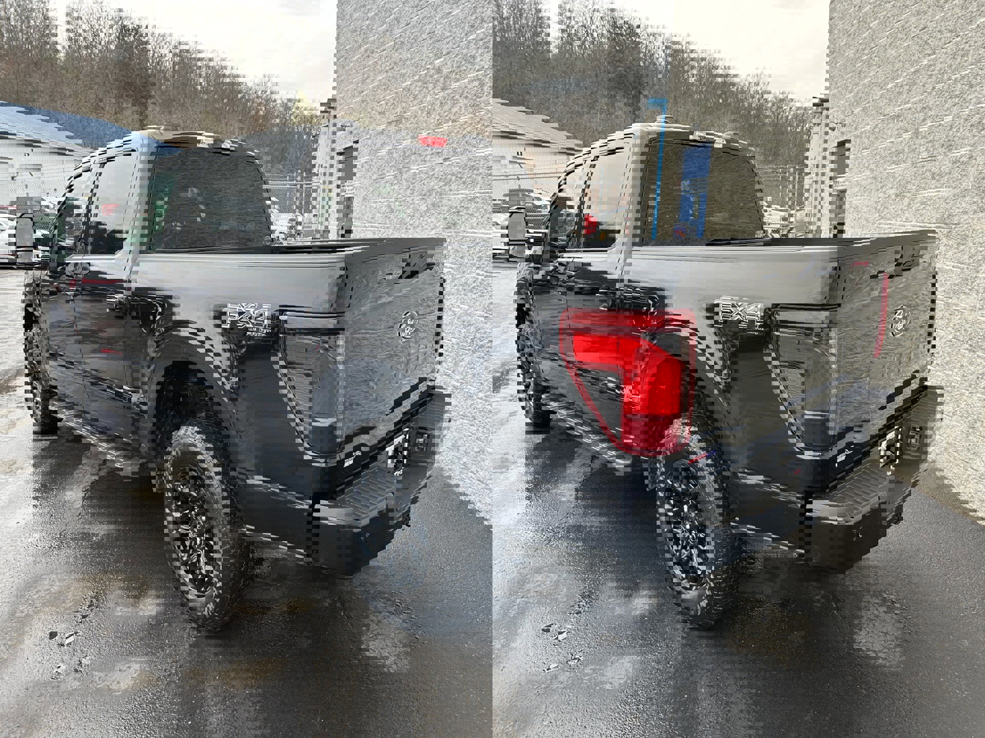 Certified 2025 Ford F150 XLT w/ Equipment Group 301A Standard image 4