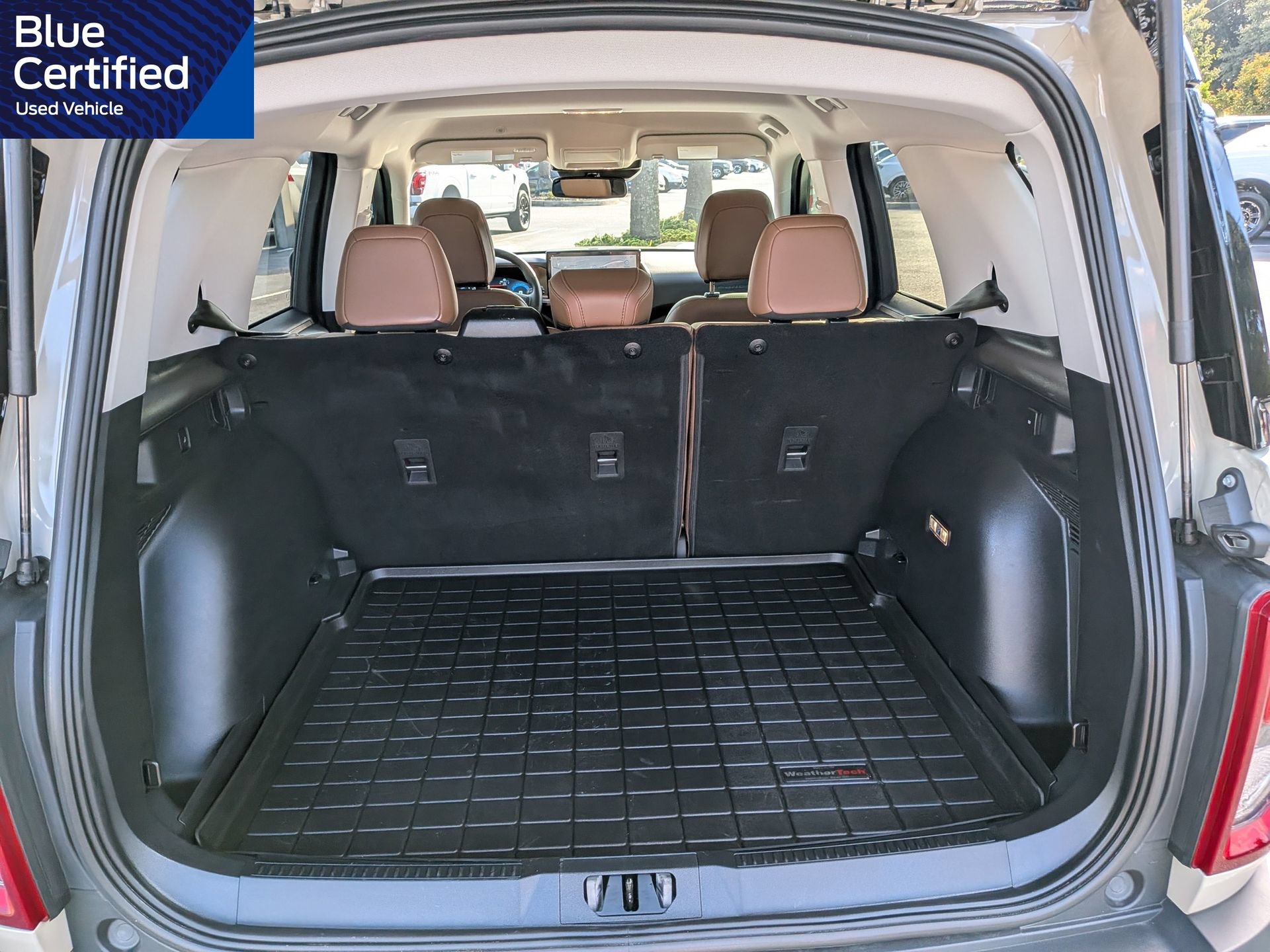 Certified 2025 Ford Bronco Sport Outer Banks w/ Outer Banks Tech Package+ AWD/4WD image 16