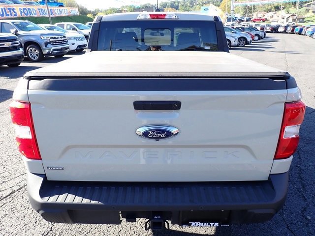 Certified 2024 Ford Maverick Lariat image 3
