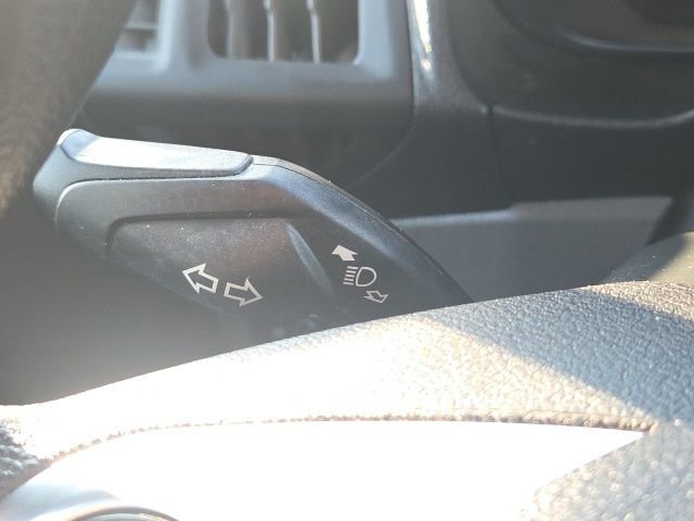 Certified 2020 Ford Transit Connect XL image 40