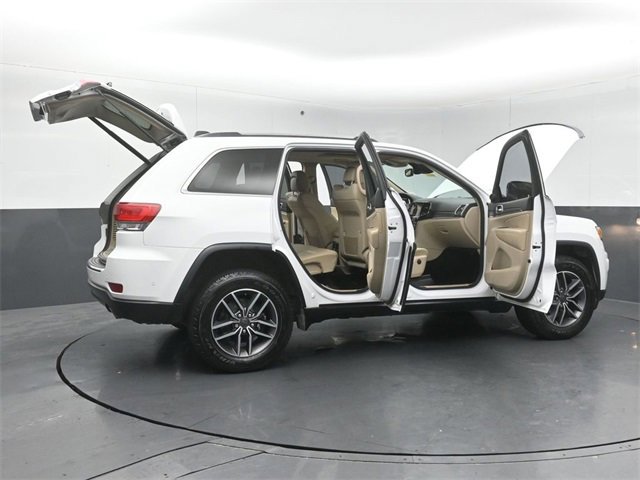 Used 2019 Jeep Grand Cherokee Limited image 56