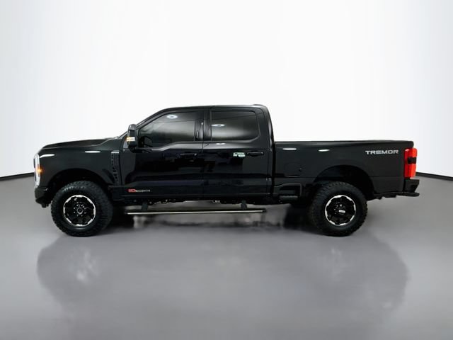 Certified 2026 Ford F350 Platinum w/ Tremor Off-Road Package AWD/4WD image 4