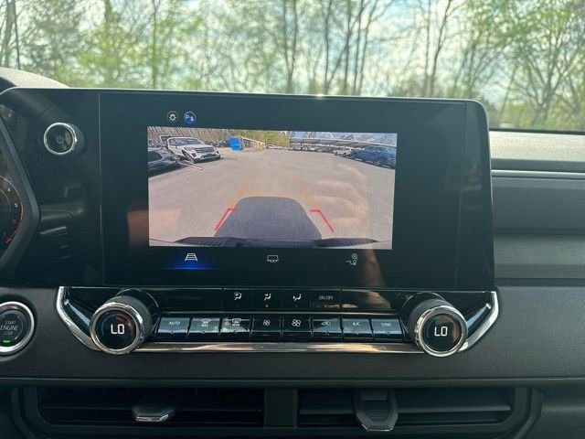 Used 2025 Chevrolet Colorado Trail Boss image 18