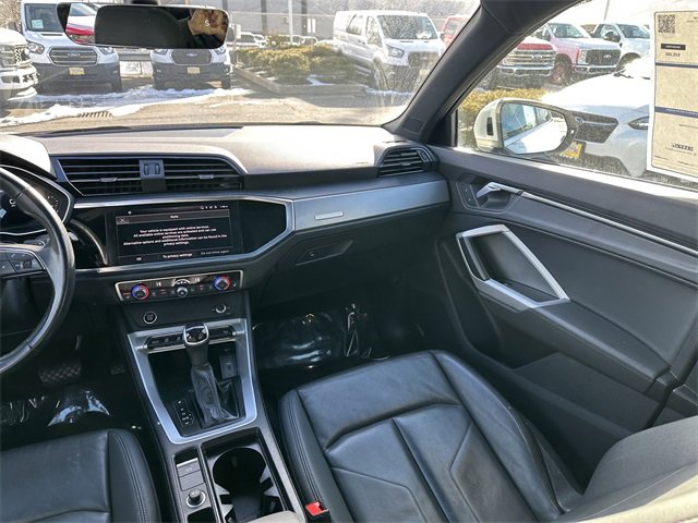 Used 2024 Audi Q3 2.0T Premium image 17
