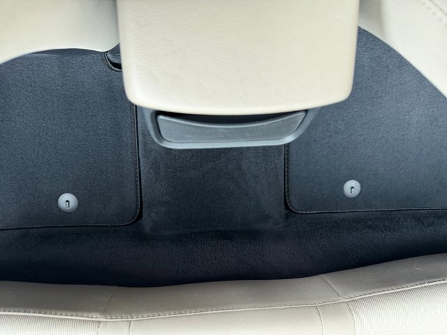 Used 2017 Hyundai Elantra SE image 33