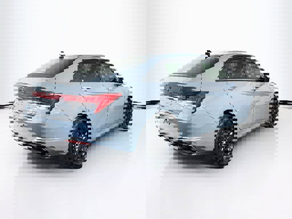 Used 2021 Hyundai Elantra Blue w/ Cargo Package image 23