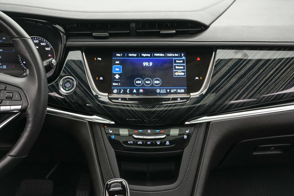 Used 2024 Cadillac XT6 Premium Luxury w/ LPO, Floor Liner Package AWD/4WD image 16