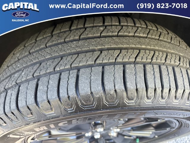 Certified 2023 Ford Maverick Lariat w/ Lariat Luxury Package FWD image 14