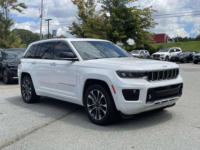 Used 2023 Jeep Grand Cherokee Overland AWD/4WD image 7