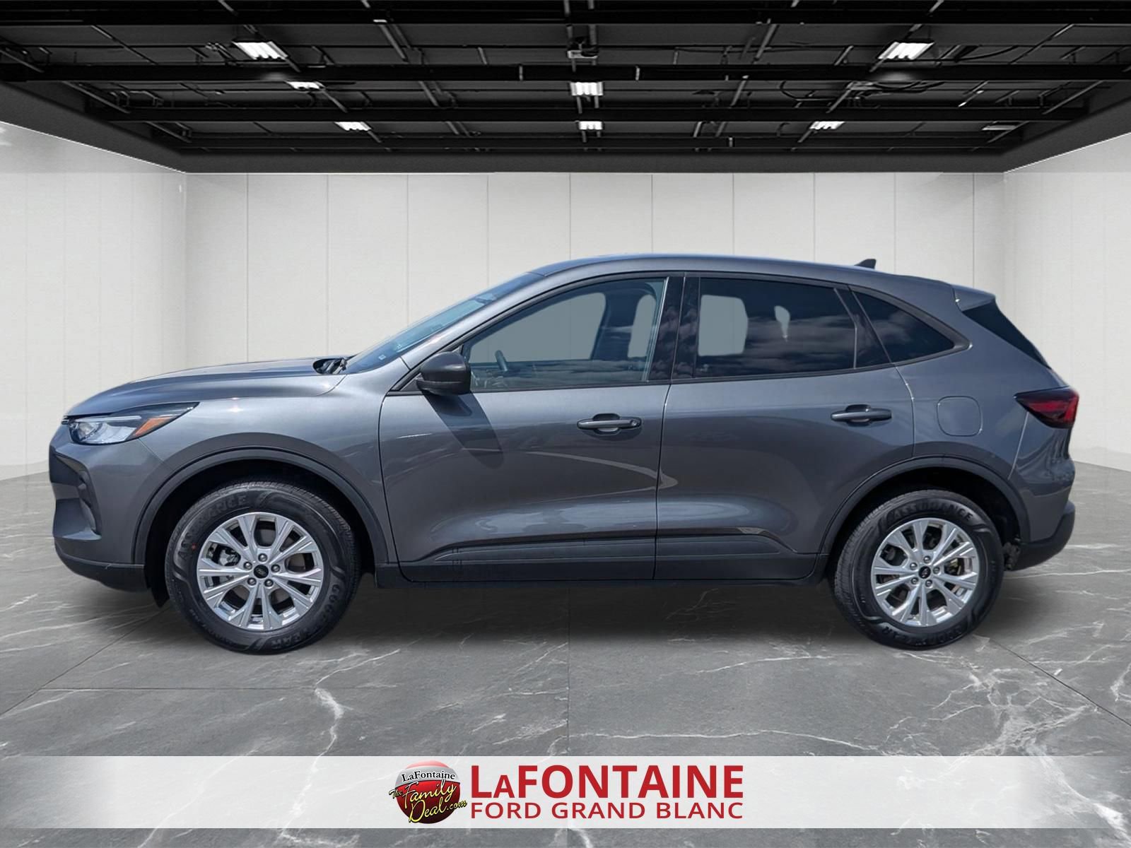 Certified 2025 Ford Escape Active AWD/4WD image 2