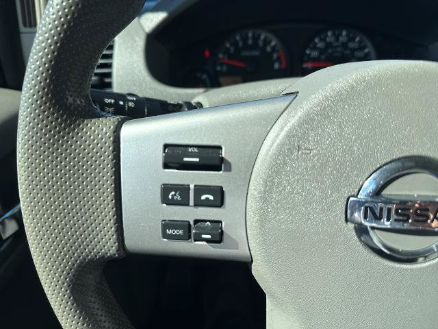 Used 2021 Nissan Frontier SV w/ Midnight Edition Floor Mats AWD/4WD image 14