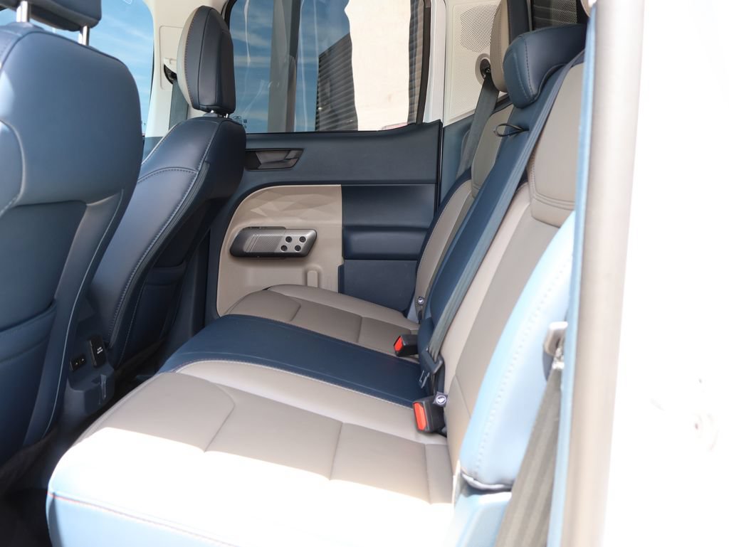 Certified 2025 Ford Maverick Lariat AWD/4WD image 18