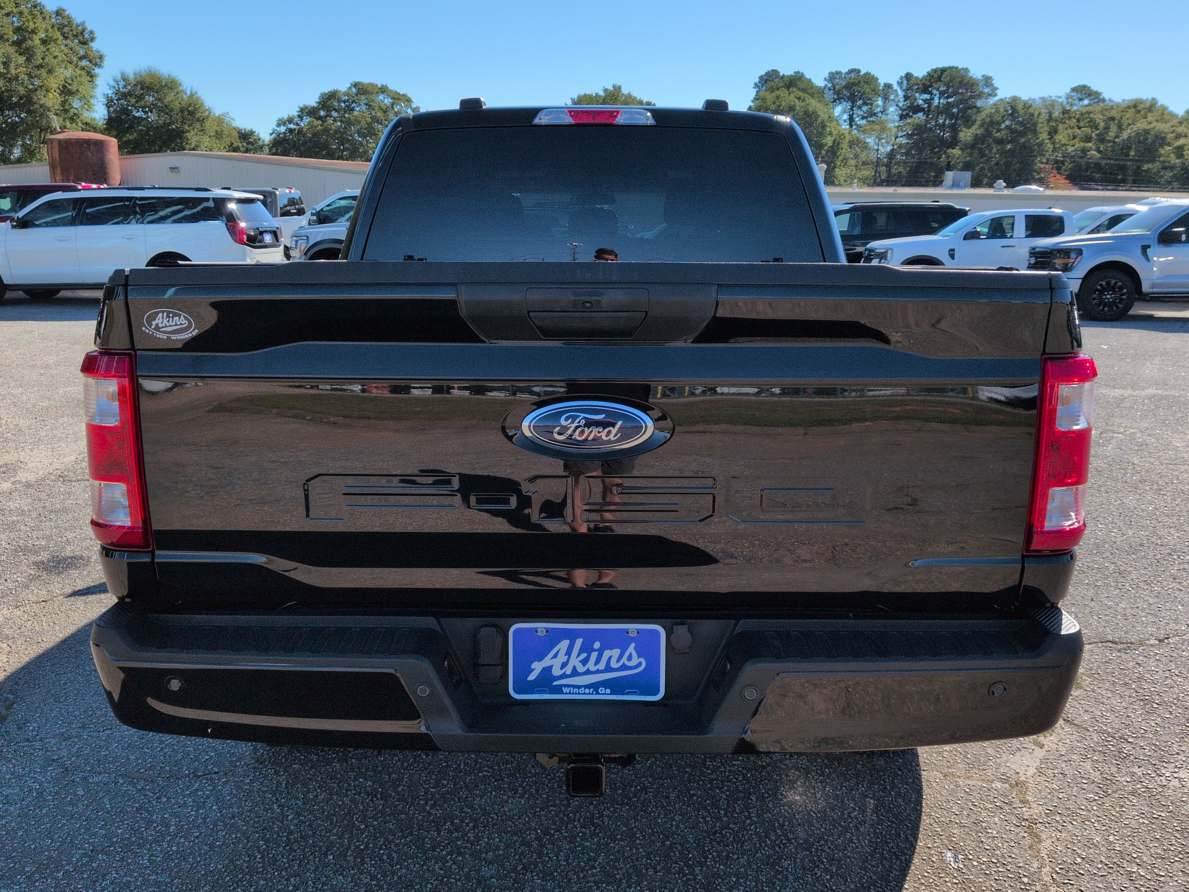 Certified 2022 Ford F150 XL w/ STX Appearance Package AWD/4WD image 4