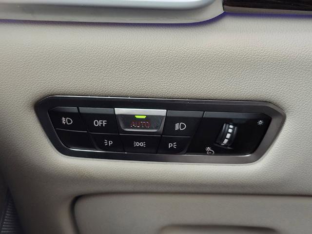 Used 2021 BMW X5 sDrive40i w/ Premium Package 2 image 29