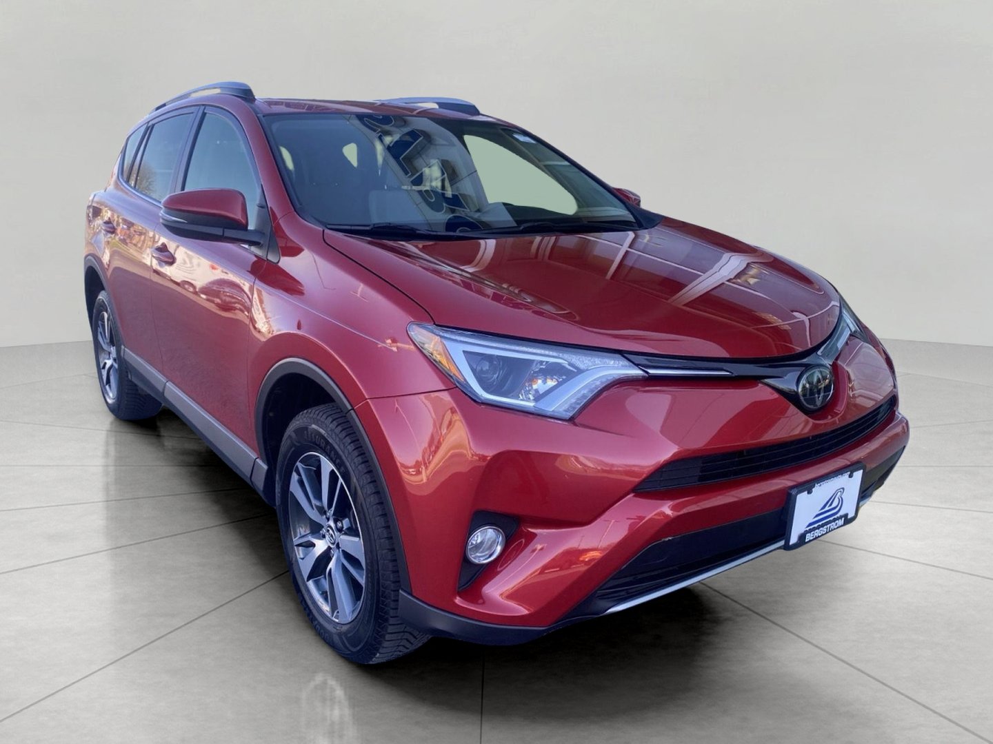 Used 2017 Toyota RAV4 XLE w/ All Weather Liner Package